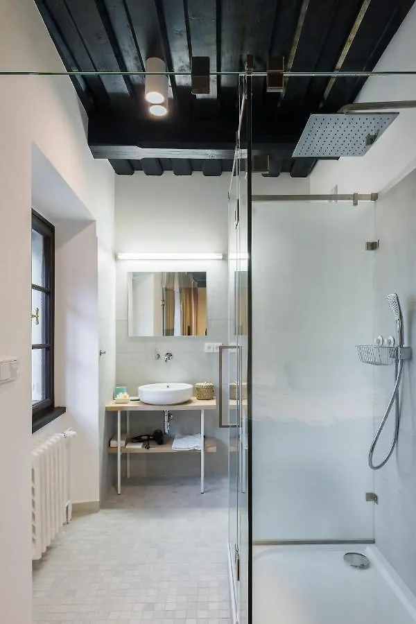Fancy Apartments By Prague Castle