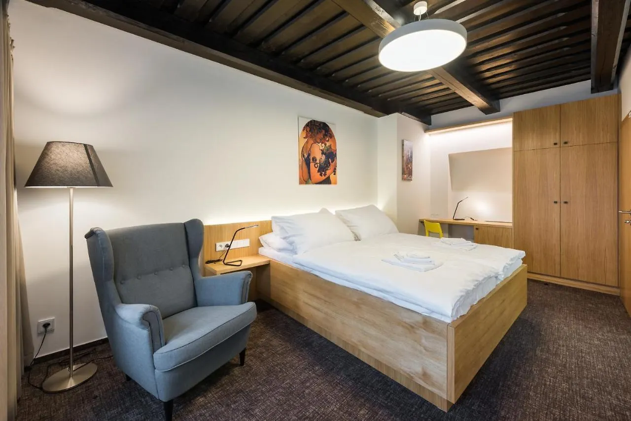 Fancy Apartments By Prague Castle